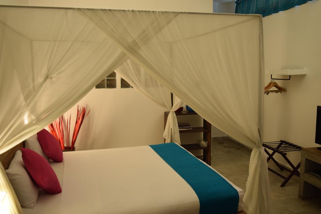 Hotel Blue Lime Phnom Penh Exterior foto