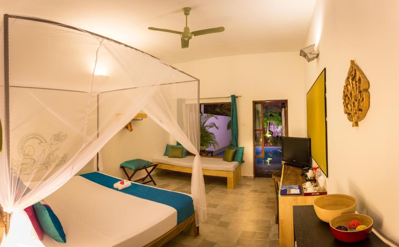Hotel Blue Lime Phnom Penh Exterior foto